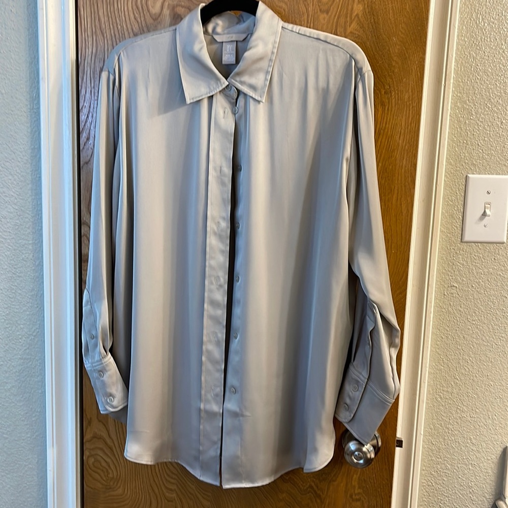 H&M Satin Buttondown